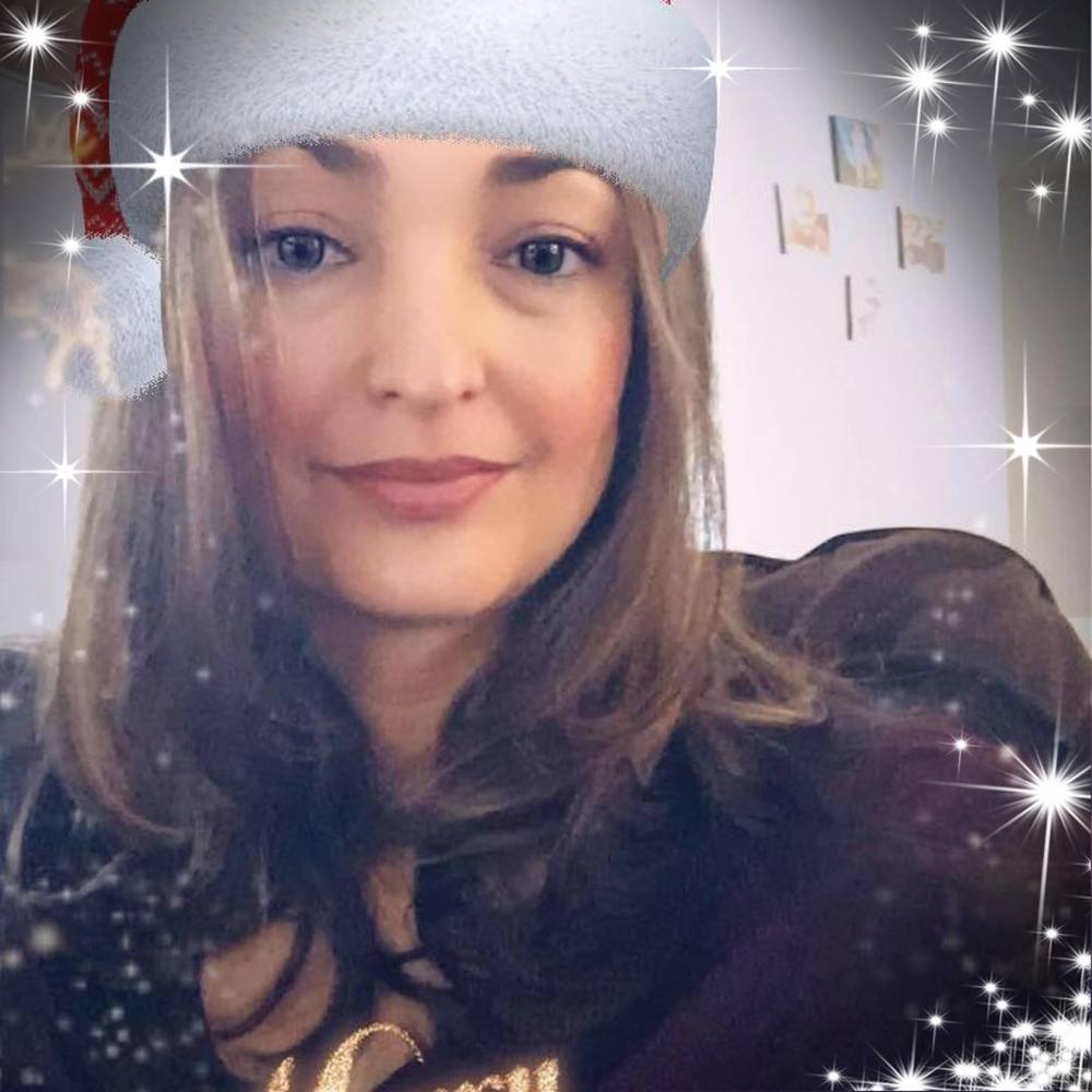 Meet your Posher, Leslie